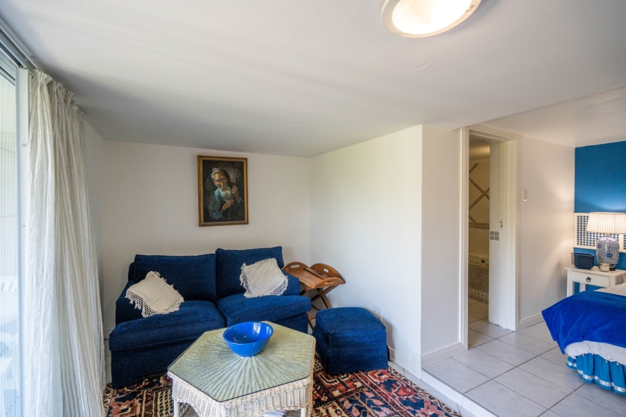 6 Bedroom Property for Sale in West Bank Eastern Cape